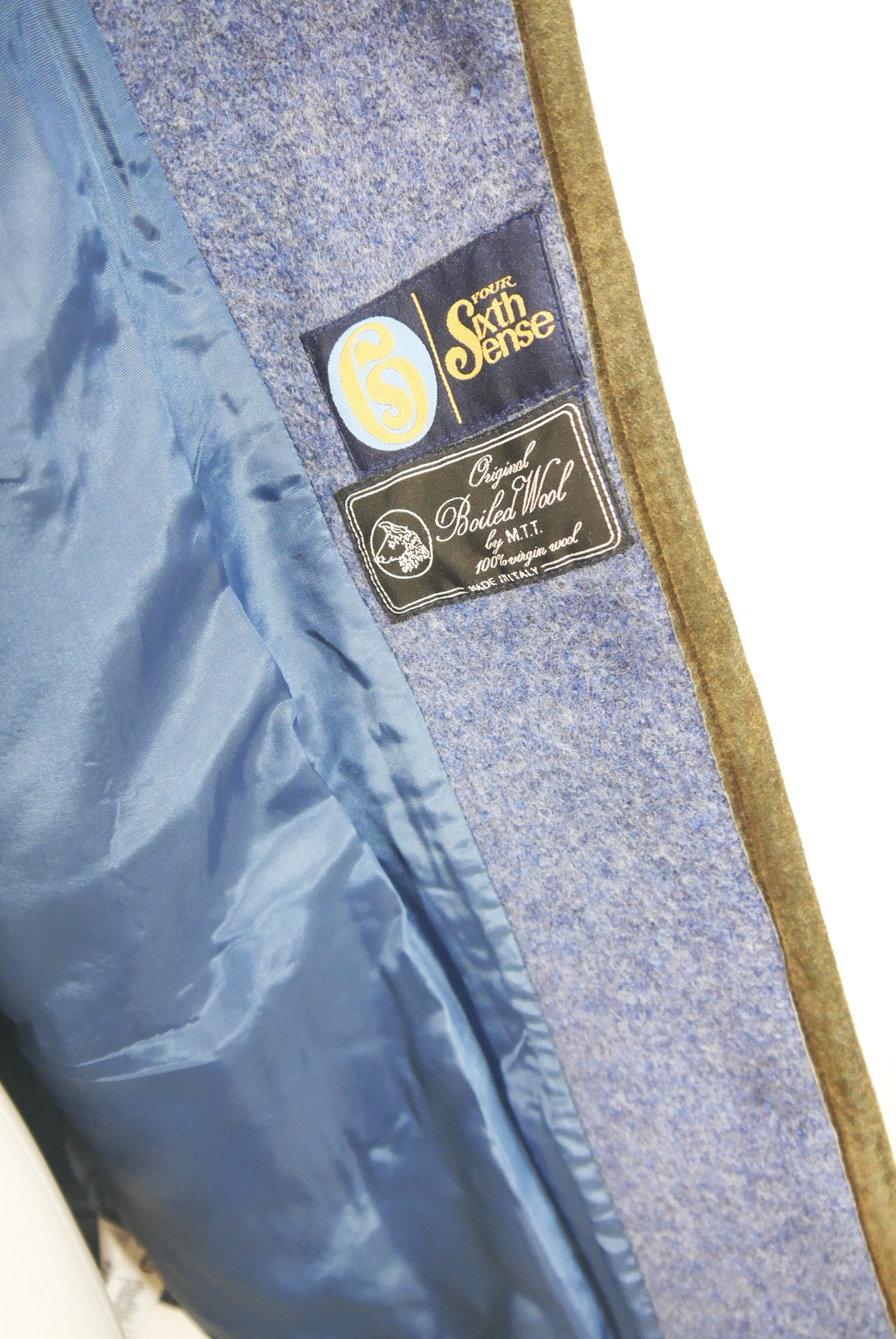 walkjacke-strickjacke-teilweise-handarbeit-gebrauchte-vintage-trachten-jacke-damen-wolle-trachtenjacke-second-hand-janker-winterjacke-dawa162-6