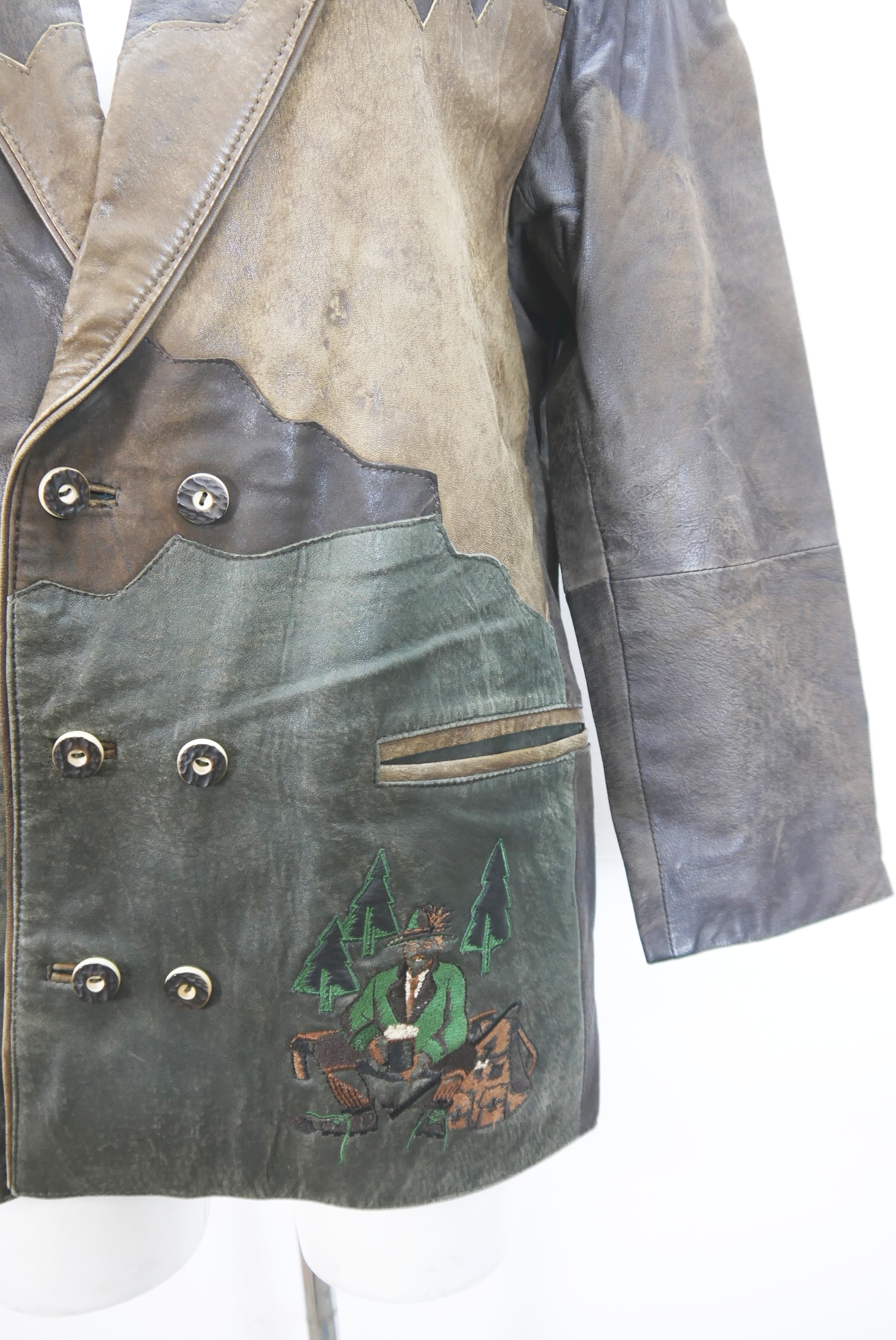 janker-lederjacke-vintage-second-hand-gebraucht-nappa-glattleder-velourleder-schaf-lamm-und-hirschleder-trachtenjacke-joppe-laessig-hochwertig-hele027-66