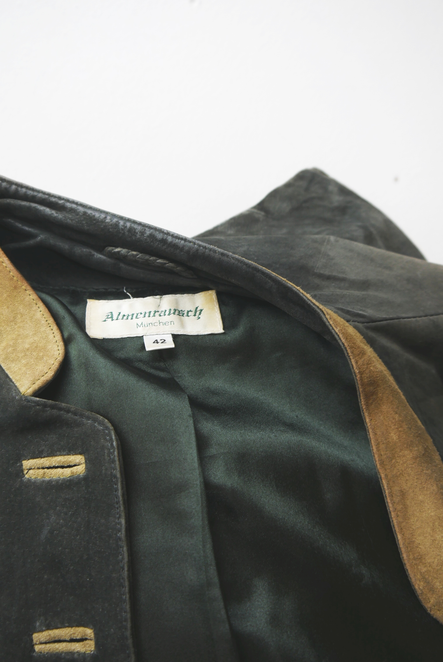 lederjacke-trachtenjacke-glattleder-ziegenvelour-leder-bayern-janker-wildleder-jacke-vintage-second-hand-gebrauchte-lederjacke-hele036-52